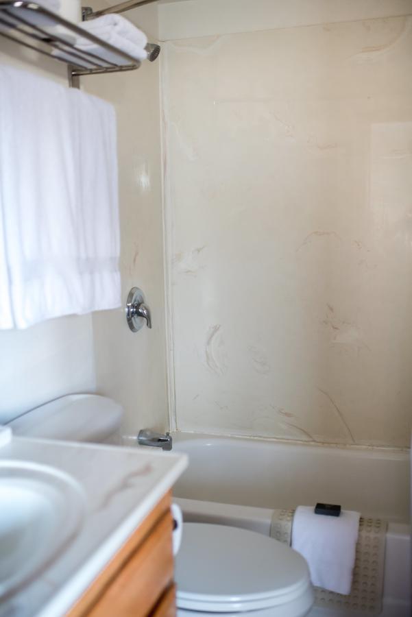 Cozy Mountain Motel Austin エクステリア 写真