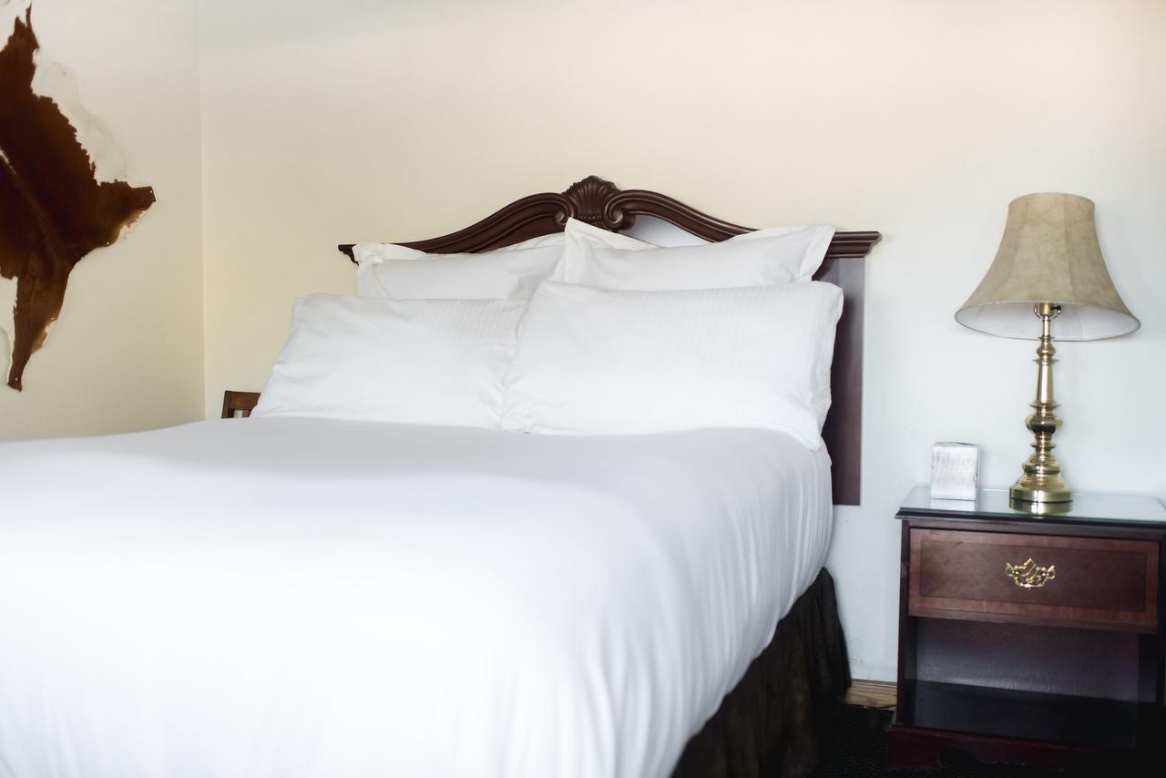 Cozy Mountain Motel Austin エクステリア 写真